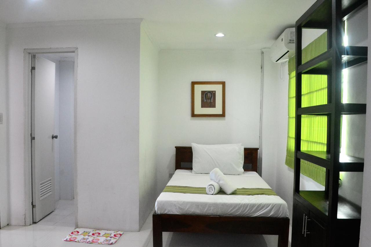 Hotel Lola Natividad فيغان المظهر الخارجي الصورة